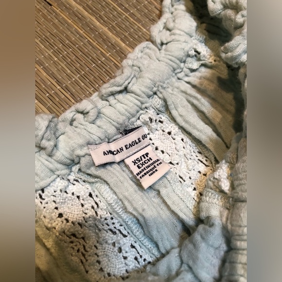 American Eagle XS crop top - Picture 3 of 3